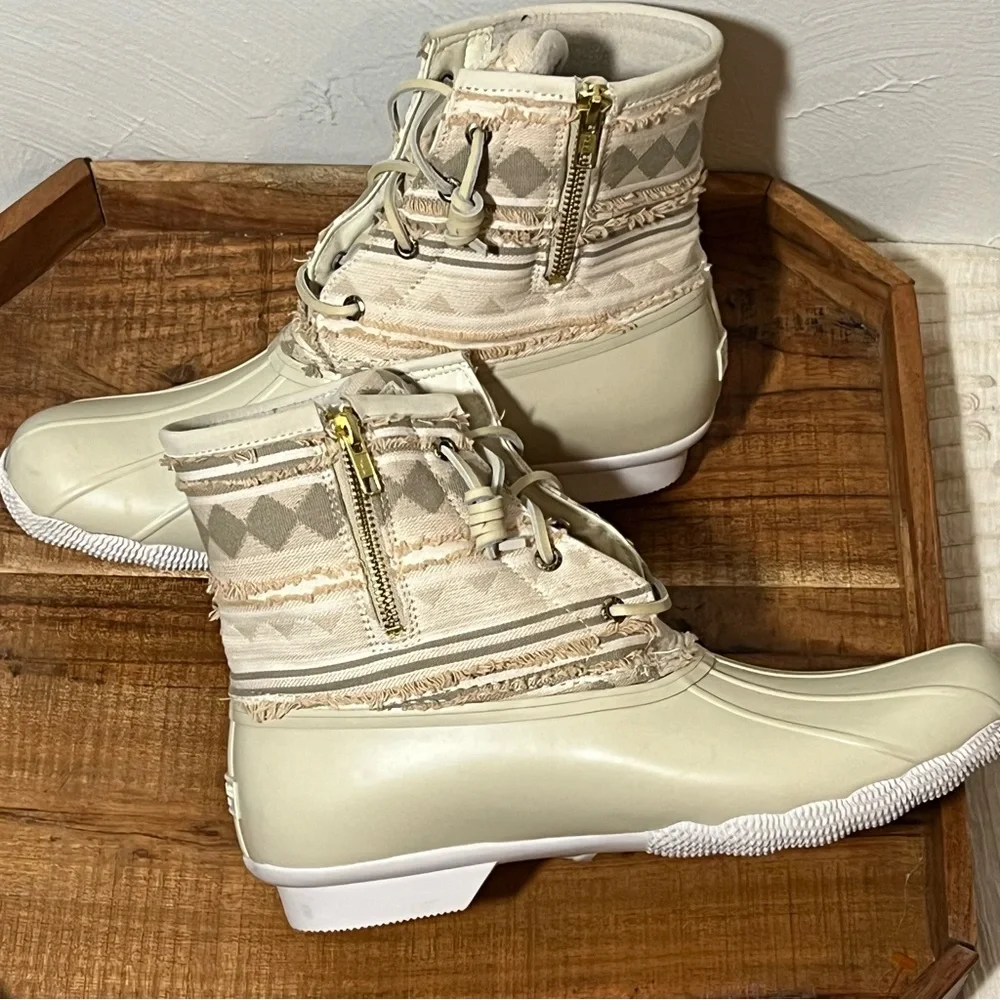 Sperry Rainboots Women’s 11